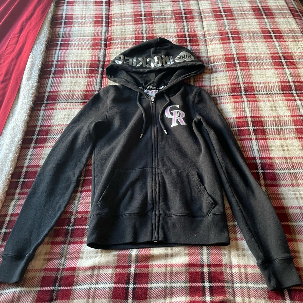 Women’s PINK Colorado Rockies hoodie - Picture 3 of 4